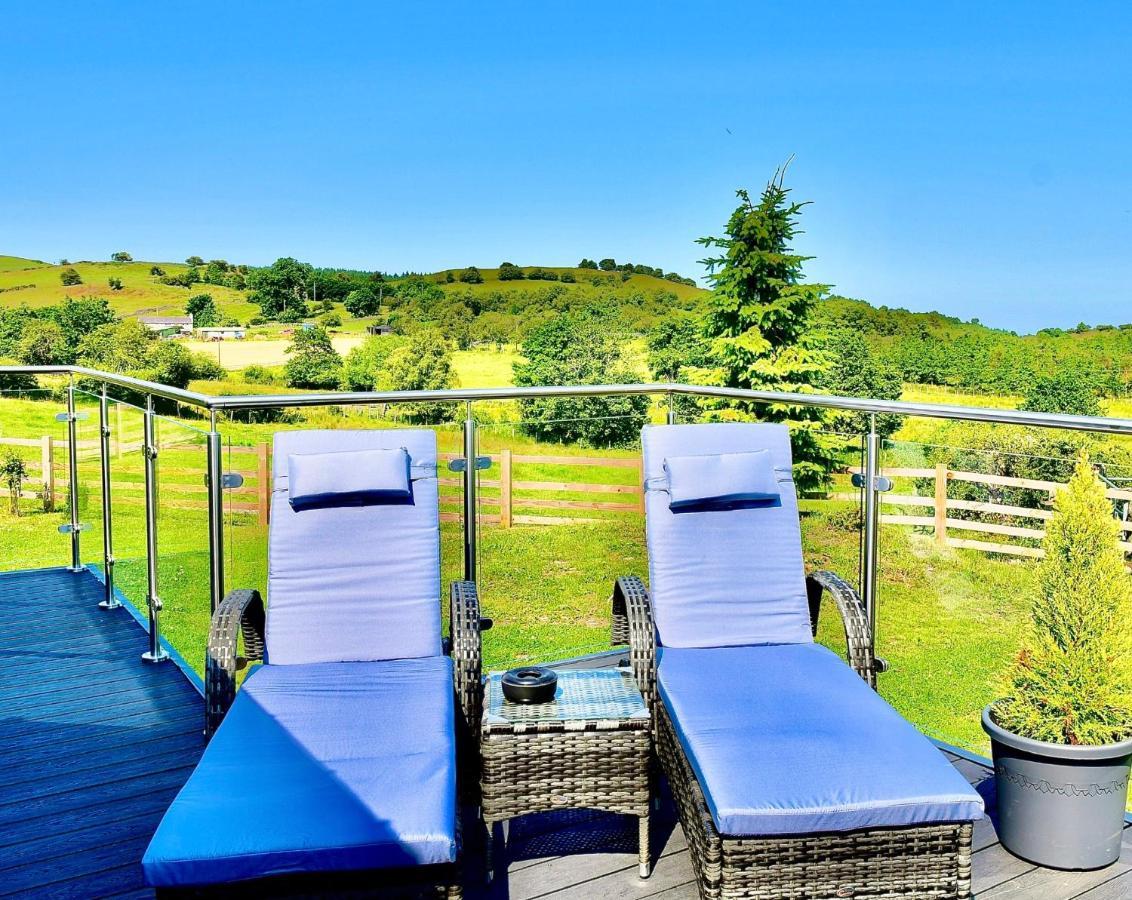 Arbennig Luxury Lodges Mold Buitenkant foto